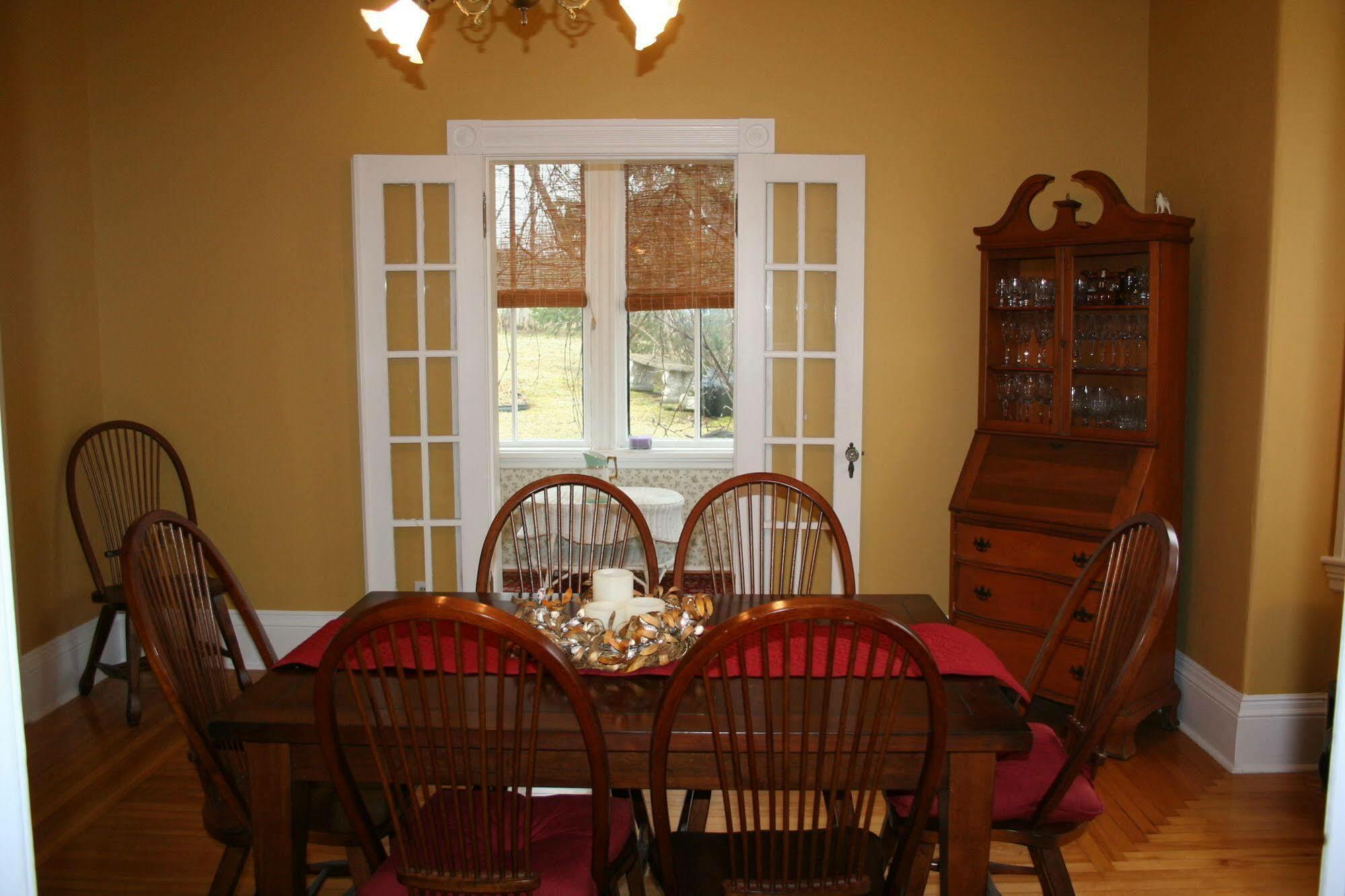 Sackville Bed And Breakfast Exterior photo