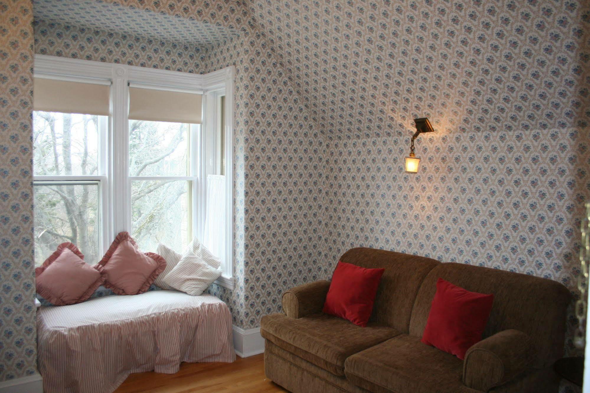 Sackville Bed And Breakfast Exterior photo